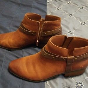 Women Boots